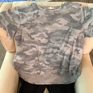 Grey camo T-shirt & black stretchy jean shorts